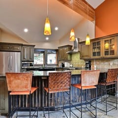 Enclave Dream at Silver Lake Village - Hot Tub, Walk to Lifts