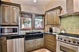Enclave Dream at Silver Lake Village - Hot Tub, Walk to Lifts - Image 4