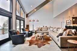 LB14 · Luxurious Little Belle - Image 5