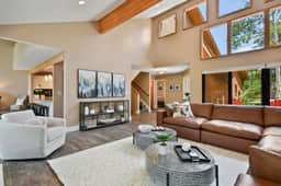 Stylish Retreat: 3,600+ Sq; Walk to Cabriolet Lift - Image 2