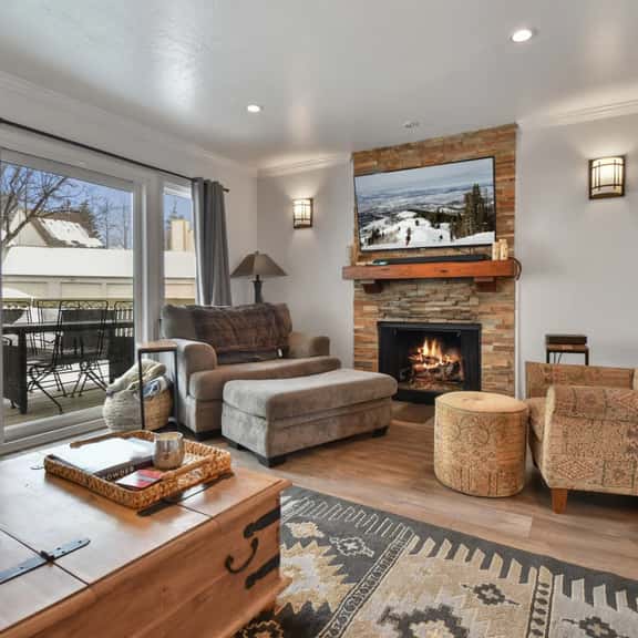 RC172 Racquet Club Rendezvous - New Listing - Image 1