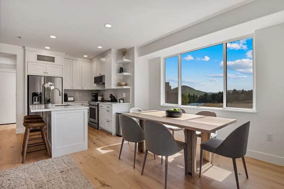 Completely Remodeled (Summer 2025) Luxury Silverado Lodge - Image 5