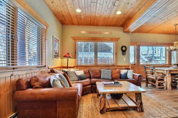 TW3935 · Timber Wolf Aspen Haus - Image 5